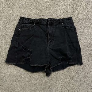 women’s black shorts